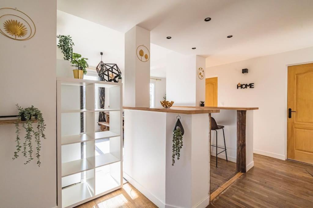 La "Taniere" Pour 6 Personnes Apartamento Isles-sur-Suippe Exterior foto