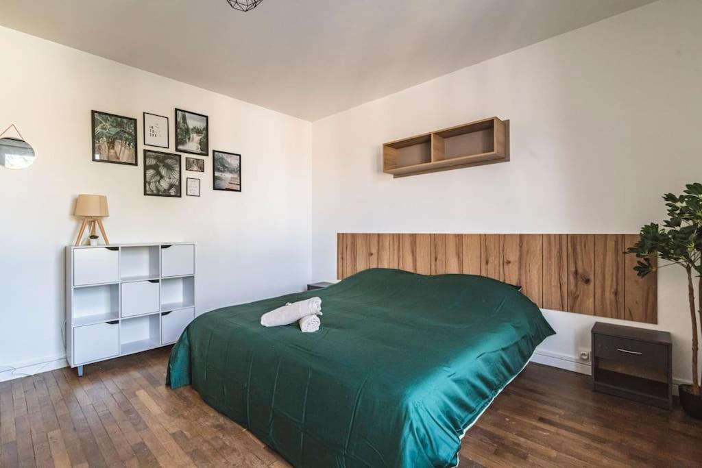 La "Taniere" Pour 6 Personnes Apartamento Isles-sur-Suippe Exterior foto