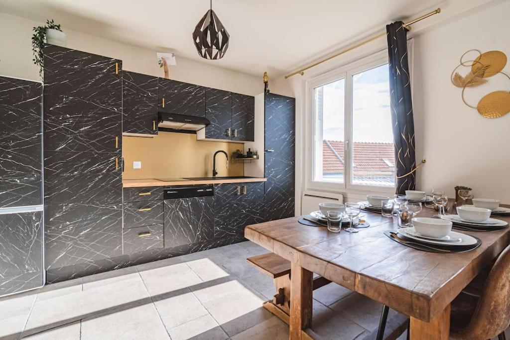 La "Taniere" Pour 6 Personnes Apartamento Isles-sur-Suippe Exterior foto